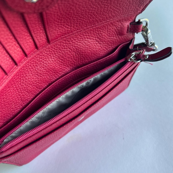 Michael Kors Raspberry Pebble Genuine Leather Crossbody Strap Wallet. - Picture 10 of 13